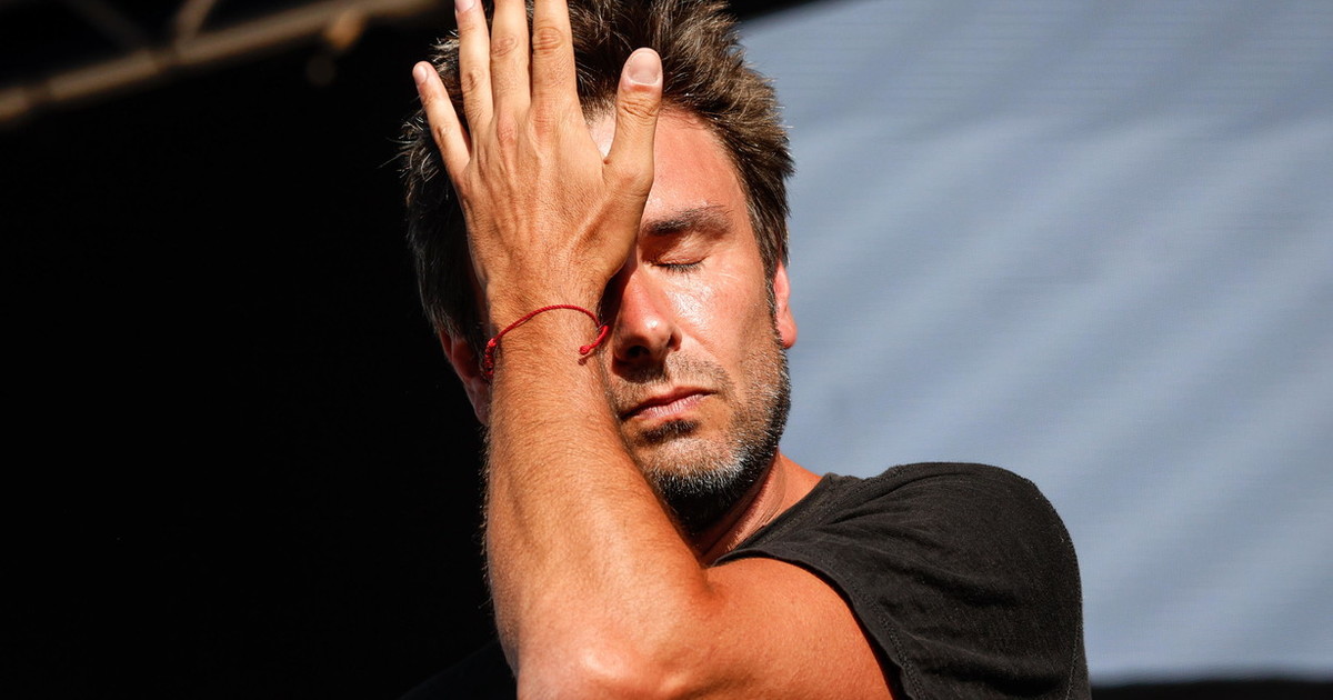 Di Battista fuori controllo: "Dolore. E a Gaza?", fango su Armani Di Battista fuori controllo: "Dolore. E a Gaza?", fango su Armani