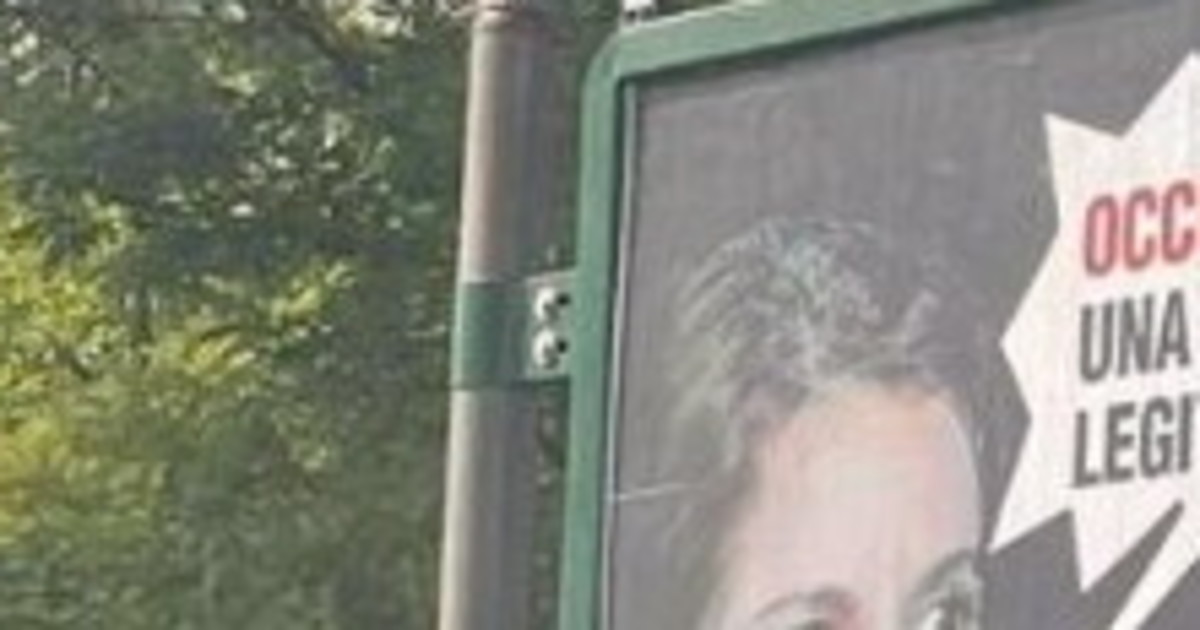 Roma, la Lega sfida Gualtieri: "Salis e Lady Scippo", i nuovi manifesti Roma, la Lega sfida Gualtieri: "Salis e Lady Scippo", i nuovi manifesti