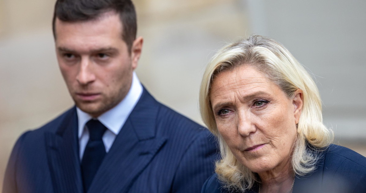 Marine Le Pen stronca Macron: "L Marine Le Pen stronca Macron: "L
