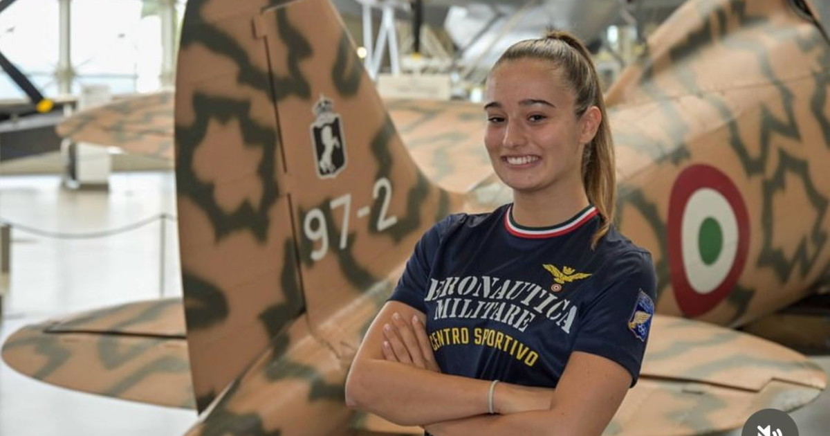 Viola Sella, protagonista della ginnastica ritmica: dalla storica Forza e Coraggio alle gare internazionali, entra a far parte dell’Aeronautica Militare Viola Sella, protagonista della ginnastica ritmica: dalla storica Forza e Coraggio alle gare internazionali, entra a far parte dell’Aeronautica Militare