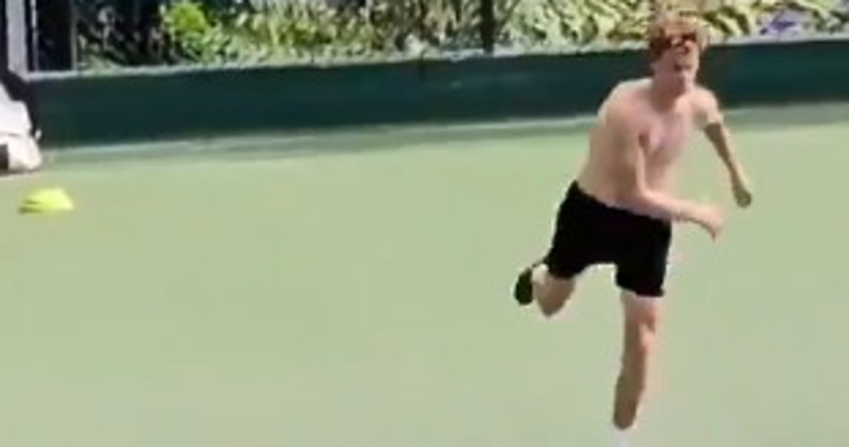 Jannik Sinner, "sono finiti i soldi": una scena pazzesca in allenamento