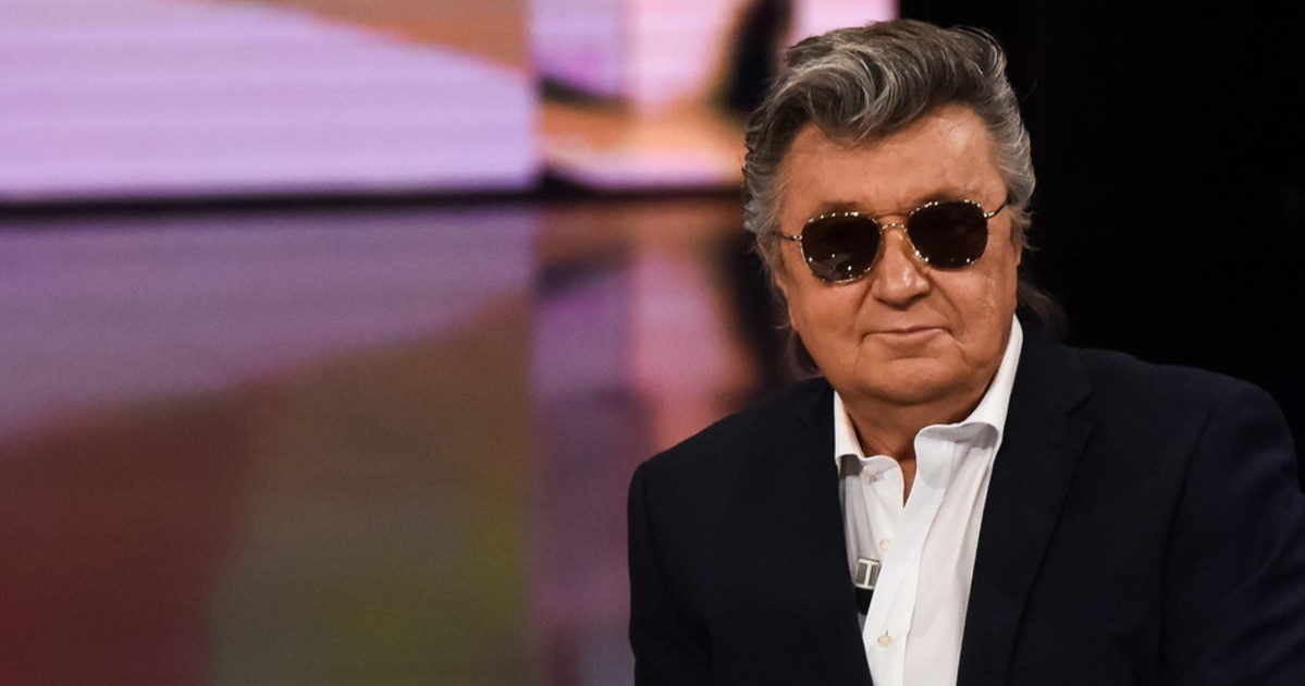 Bobby Solo, le confessioni: "Mia mamma mi voleva parroco..."