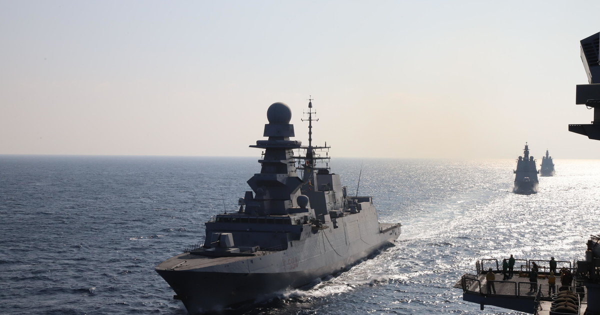 flotilla salpa anche la alpino crosetto in acque israeliane non possiamo garantire sicurezza
