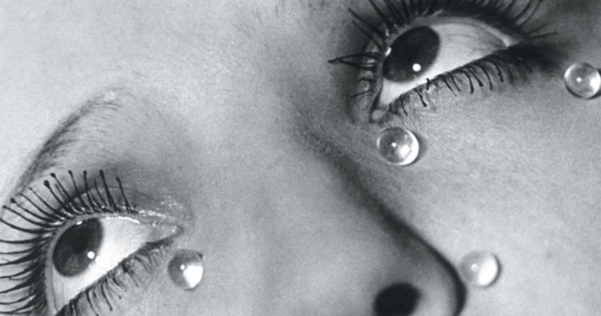 Man Ray, la luce chiusa in una lacrima: il rivoluzionario della fotografia