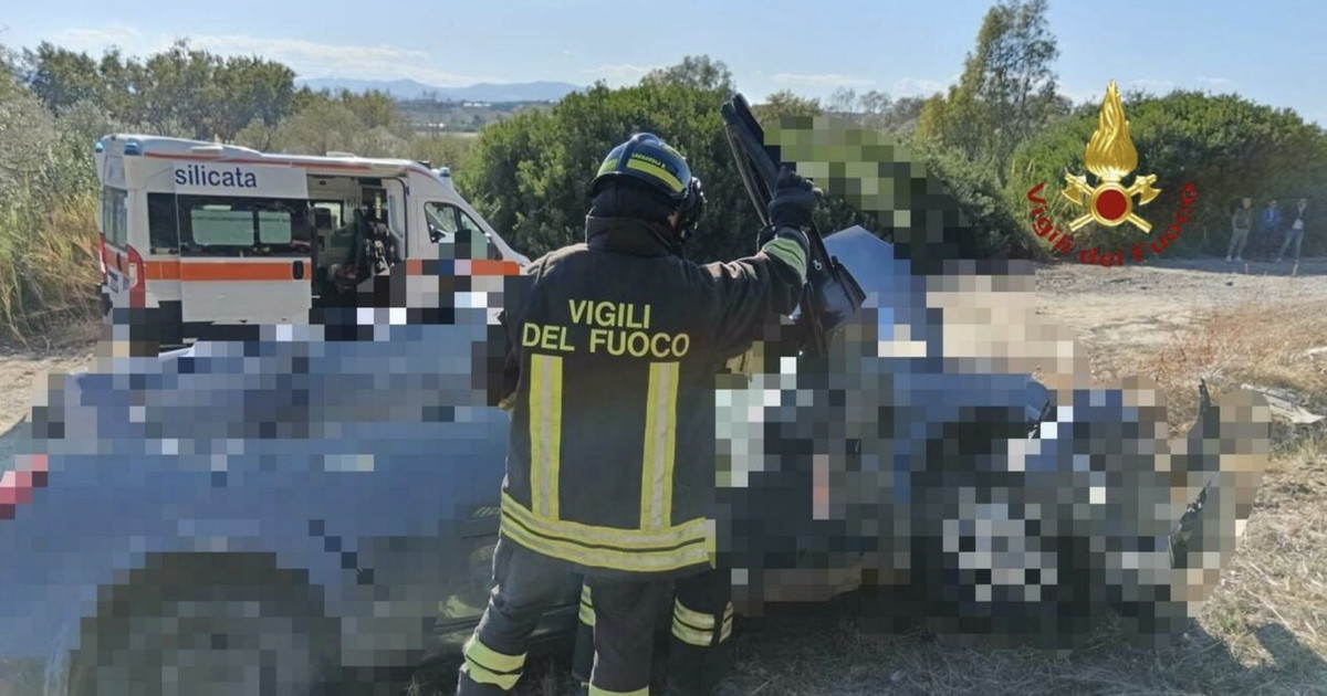 In dieci a bordo di un
