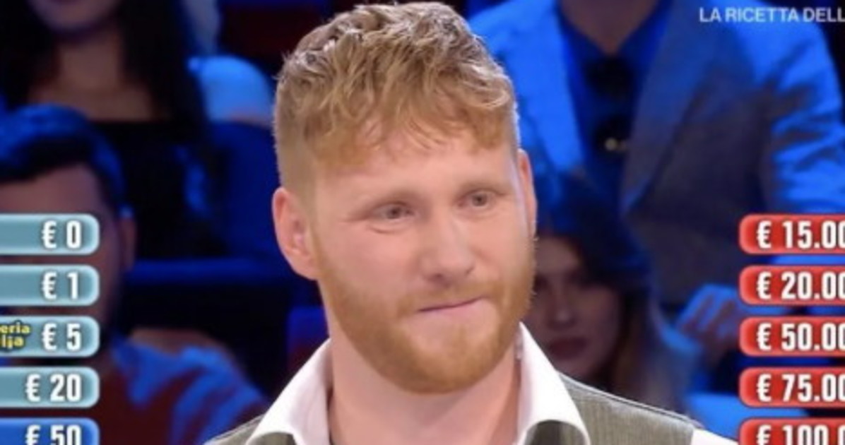 affari tuoi beffa atroce per klemens finisce in disgrazia