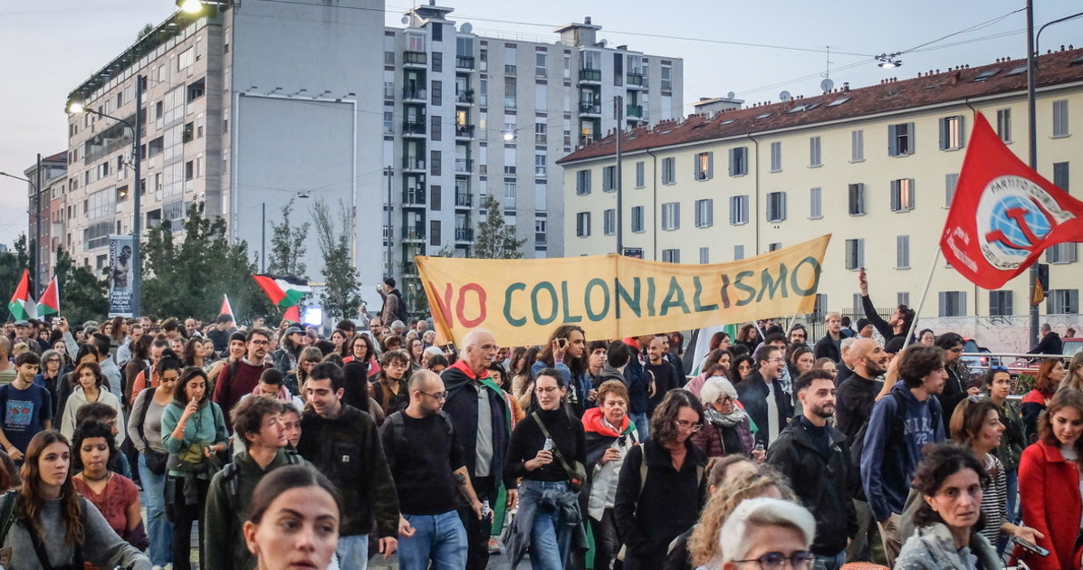 quei conformisti senza idee e pensieri propri che si sono fatti travolgere dal vento pro pal