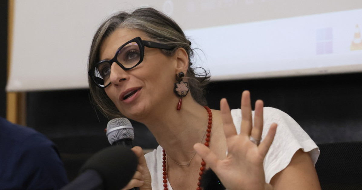 Francesca Albanese, finisce male: ecco chi la scarica Francesca Albanese, finisce male: ecco chi la scarica