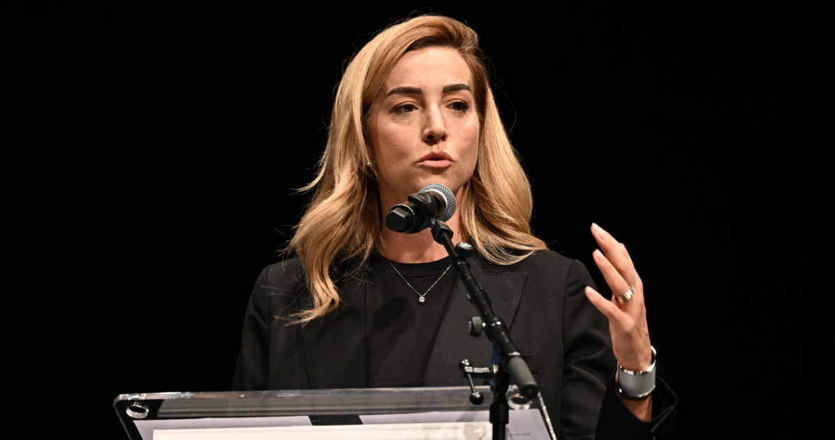 Silvia Salis chi? Rivolta nel Pd, tutto per questa foto... Silvia Salis chi? Rivolta nel Pd, tutto per questa foto...