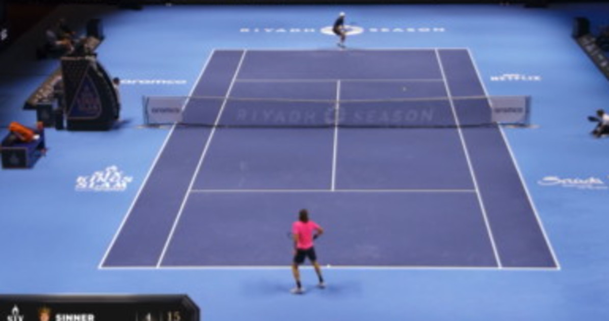 Sinner pialla Tsitsipas al Six Kings Slam: il punto che sconvolge pure Jannik Sinner pialla Tsitsipas al Six Kings Slam: il punto che sconvolge pure Jannik