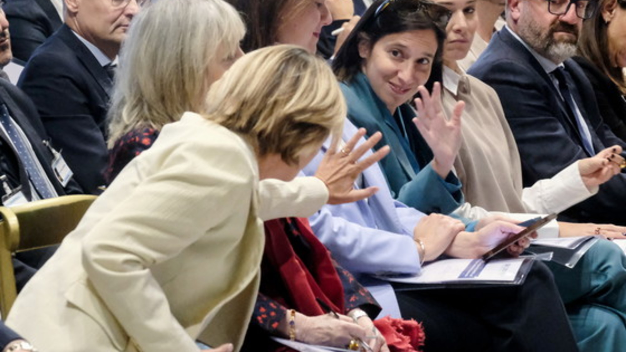 elly schlein secondo voi sar224 leader del pd anche dopo le regionali di novembre