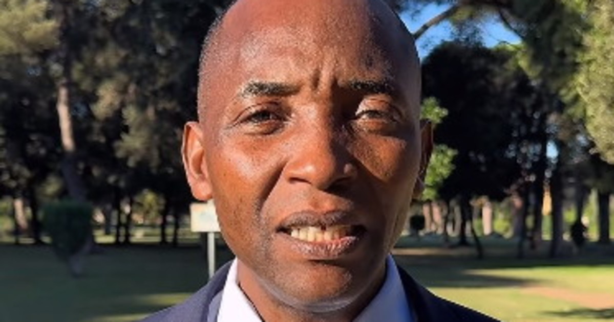 Soumahoro, "il diritto di restare", dietrofront sui migranti Soumahoro, "il diritto di restare", dietrofront sui migranti