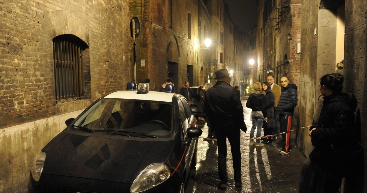Farwest, morte di David Rossi: la perizia che cambia il caso Mps Farwest, morte di David Rossi: la perizia che cambia il caso Mps