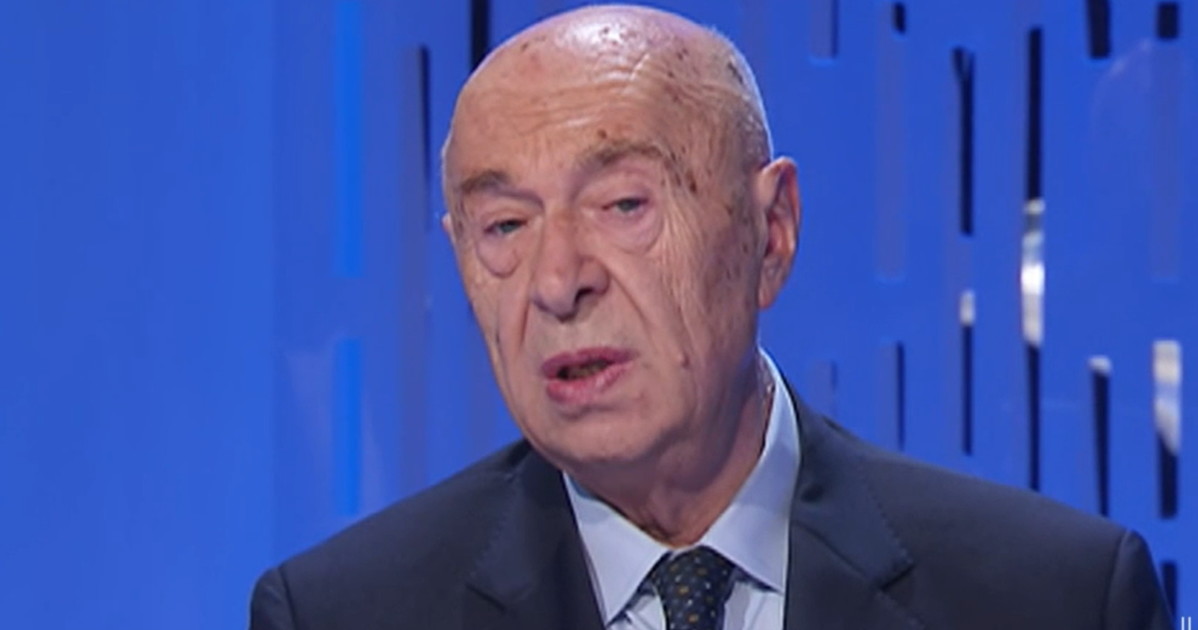 Paolo Mieli, il retroscena su Landini: "Qualcuno al Nazareno dice che..." Paolo Mieli, il retroscena su Landini: "Qualcuno al Nazareno dice che..."
