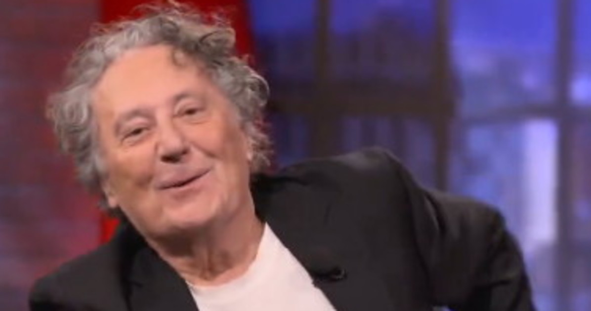 Enzo Iacchetti, fango sul governo: "In cosa è brava Meloni" Enzo Iacchetti, fango sul governo: "In cosa è brava Meloni"