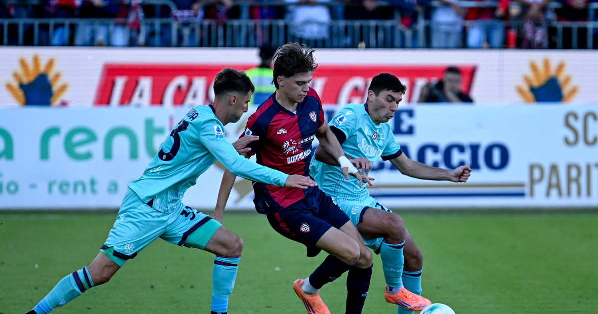 Serie A, il Bologna espugna il campo del Cagliari. E tra Genoa Parma è 0 a 0 Serie A, il Bologna espugna il campo del Cagliari. E tra Genoa Parma è 0 a 0