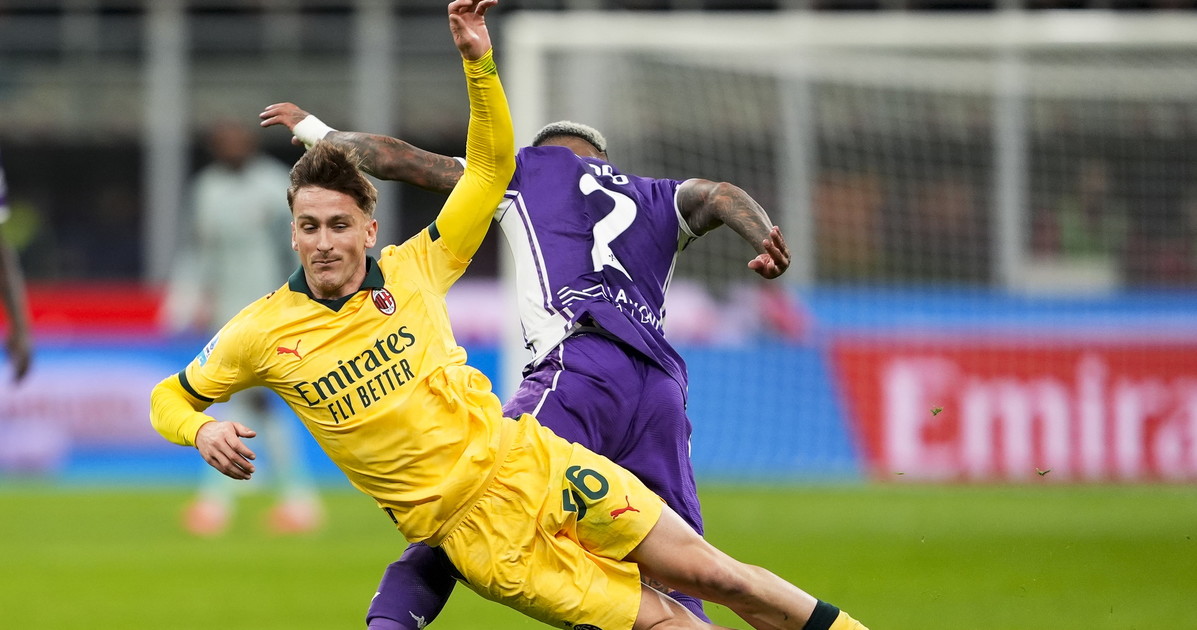 Serie A, il Milan in vetta alla classifica: battuta in rimonta la Fiorentina Serie A, il Milan in vetta alla classifica: battuta in rimonta la Fiorentina