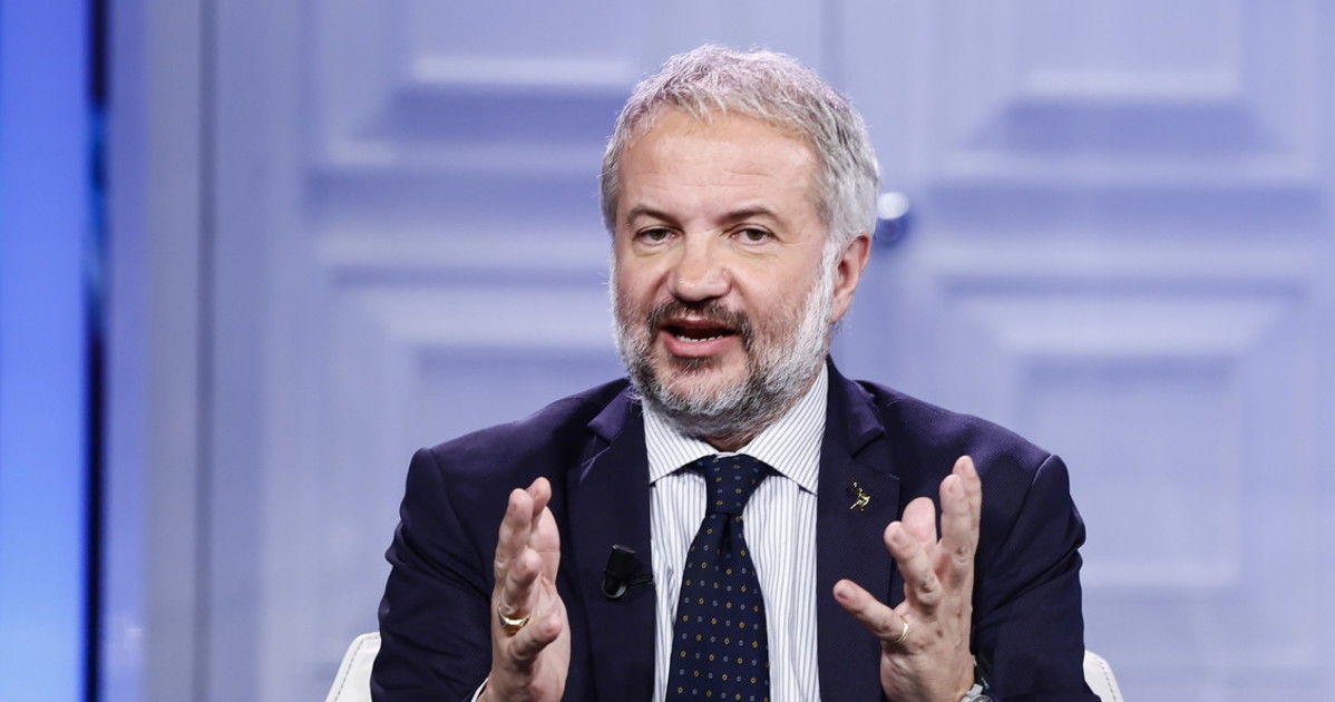Manovra, Claudio Borghi: "Come mette tutti d