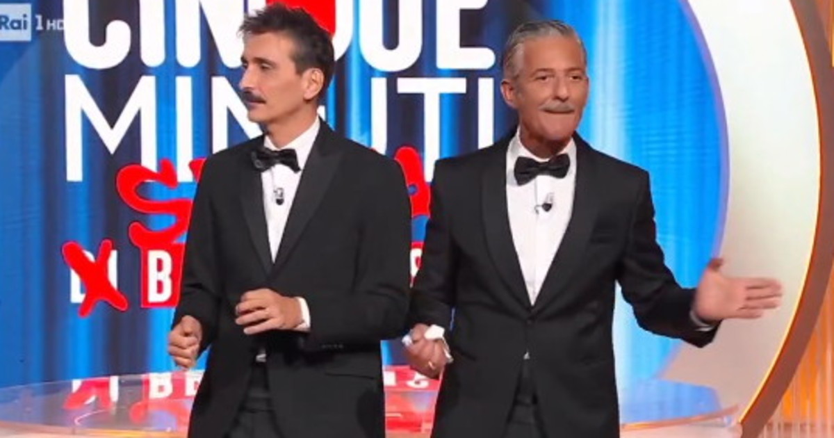 Cinque Minuti, irruzione di Fiorello da Bruno Vespa: il messaggio a De Martino