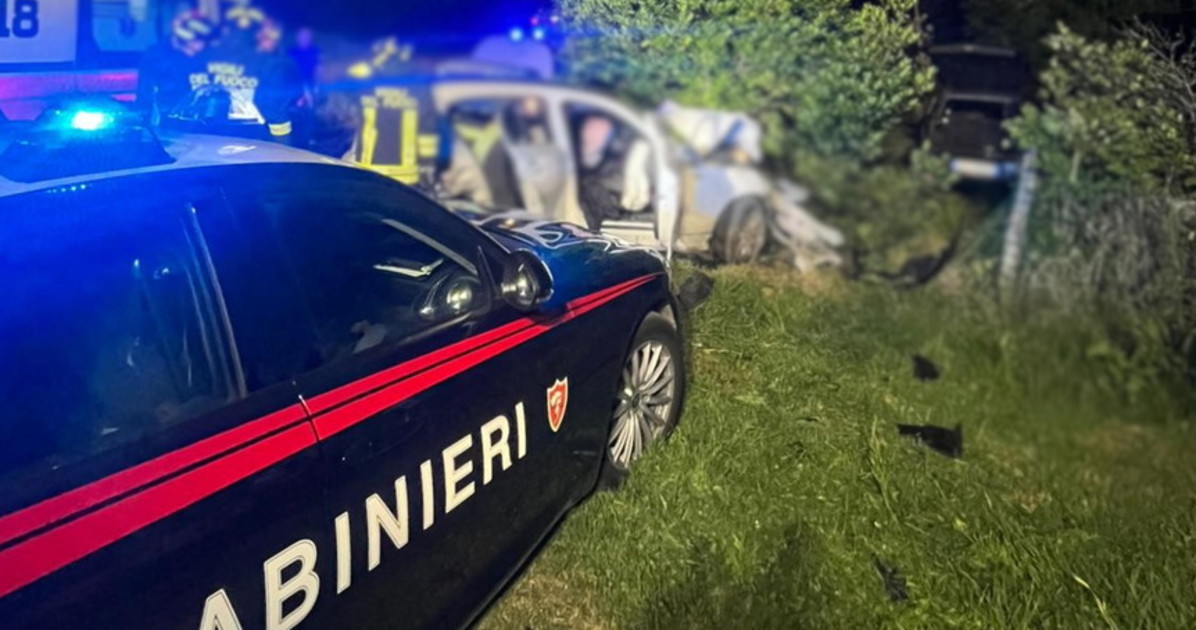 Gioiosa Ionica, tragico frontale sulla Statale 682: chi sono i tre morti Gioiosa Ionica, tragico frontale sulla Statale 682: chi sono i tre morti
