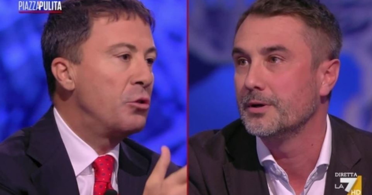Piazzapulita, Bocchino spiana il sindaco: "Ma siamo impazziti?" Piazzapulita, Bocchino spiana il sindaco: "Ma siamo impazziti?"