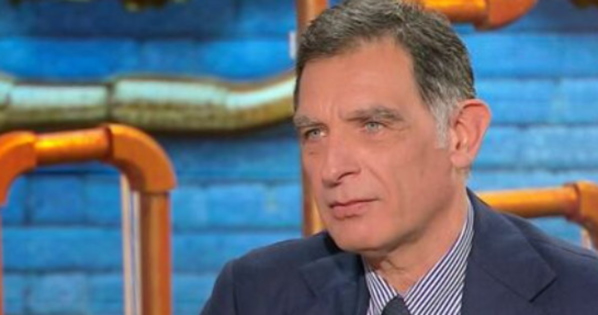 Ciao Maschio, Tiberio Timperi si confessa: "Cosa mi è mancato" Ciao Maschio, Tiberio Timperi si confessa: "Cosa mi è mancato"