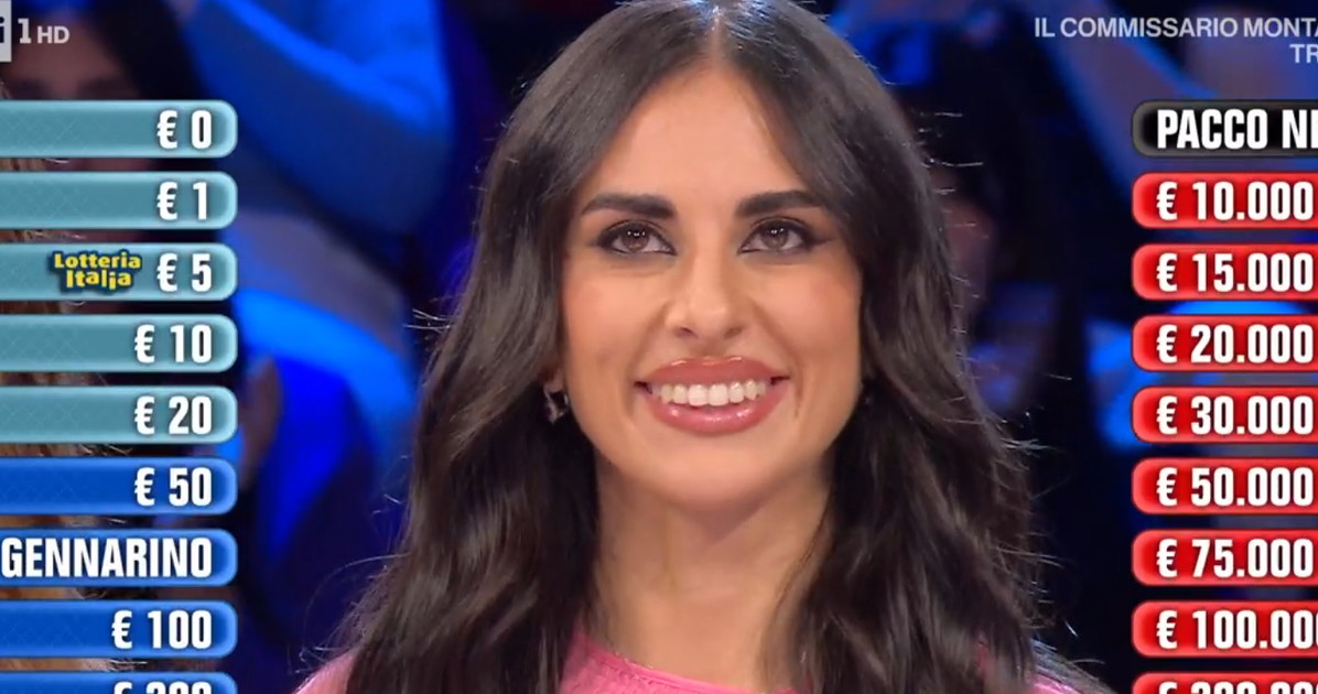 Affari Tuoi, gioca Angelica? Qualcosa non torna: "Ma questa..." Affari Tuoi, gioca Angelica? Qualcosa non torna: "Ma questa..."