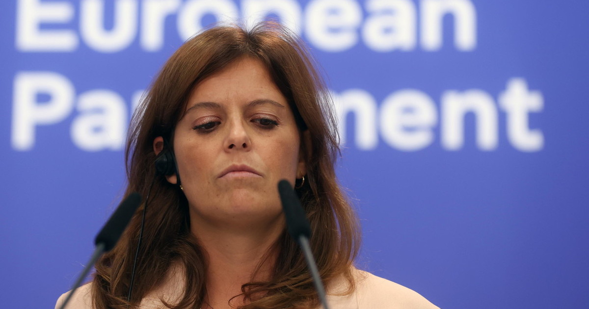 Salis va a festeggiare la nuova occupazione