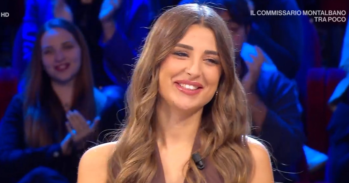 Affari Tuoi, girano brutte voci su Sara e Ruben: "Gli ha messo le corna..." Affari Tuoi, girano brutte voci su Sara e Ruben: "Gli ha messo le corna..."