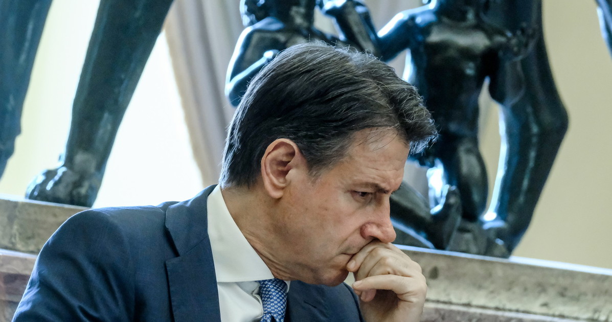 Giustizia, sondaggio YouTrend: il 44% dei grillini sconfessa Giuseppe Conte