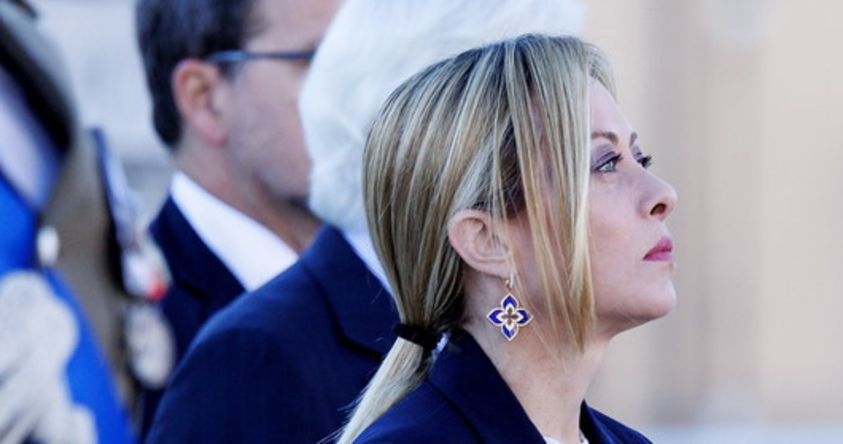 Il ballo del mattone M5s: sulla casa di Giorgia Meloni dicono una maxibugia Il ballo del mattone M5s: sulla casa di Giorgia Meloni dicono una maxibugia