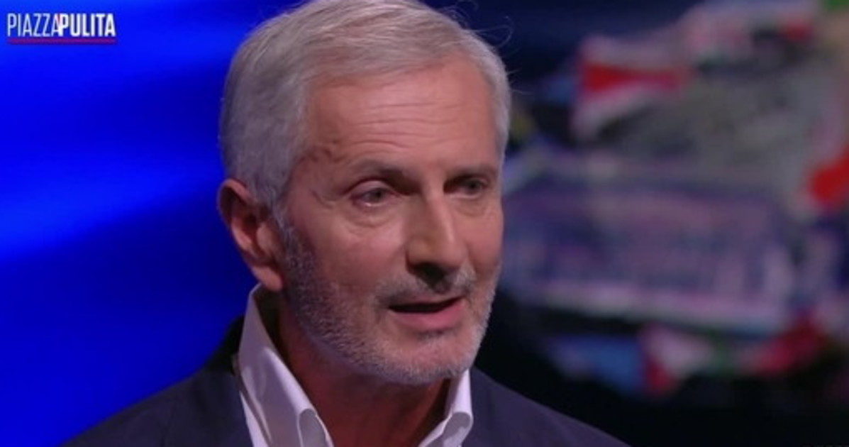 Piazzapulita, Gianrico Carofiglio: "Rozzezza, quando comunicano...", insulti alla destra Piazzapulita, Gianrico Carofiglio: "Rozzezza, quando comunicano...", insulti alla destra