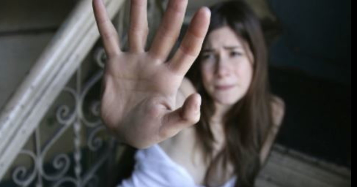 Lo stalker implora l