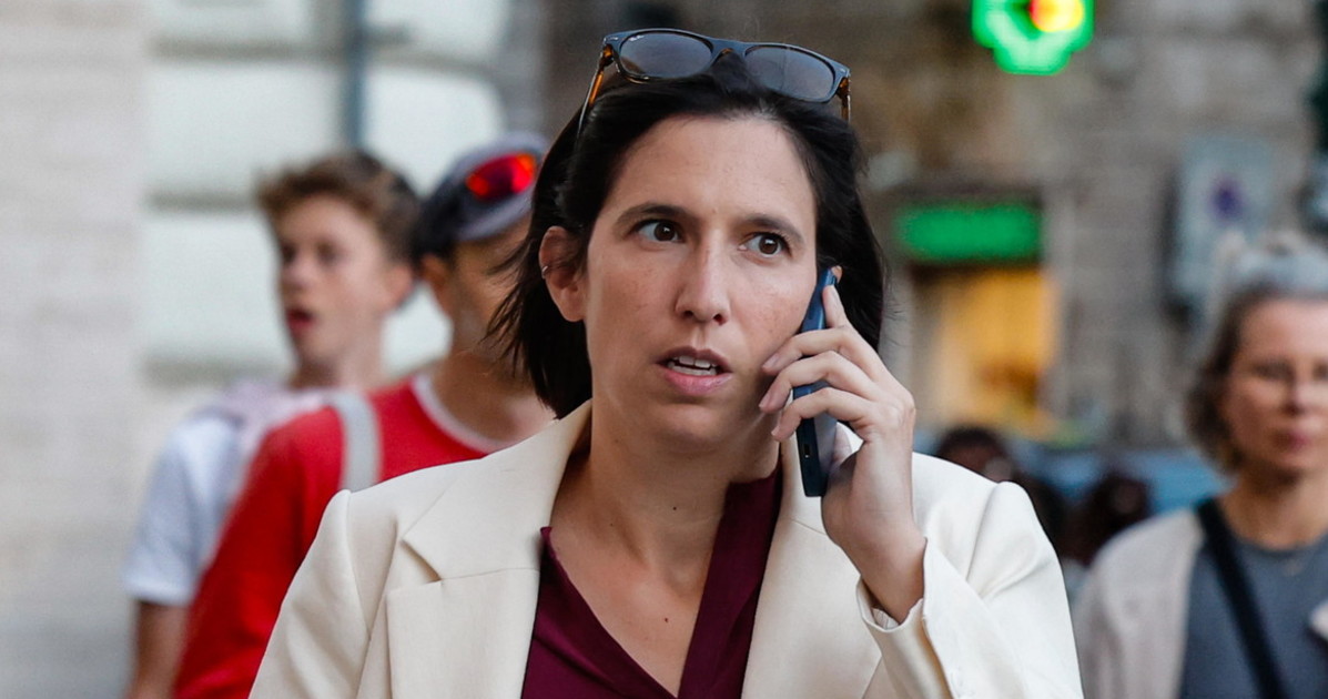 Il tirassegno su Elly è lo sport preferito dei suoi compagni Il tirassegno su Elly è lo sport preferito dei suoi compagni