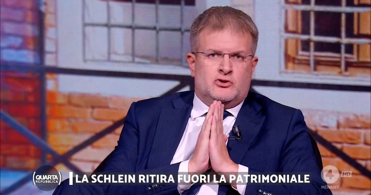 Il manifesto della sinistra in pochi secondi: "C’è da scappare"