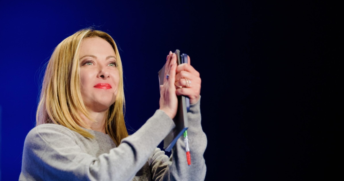 criticano giorgia meloni pure per spider man