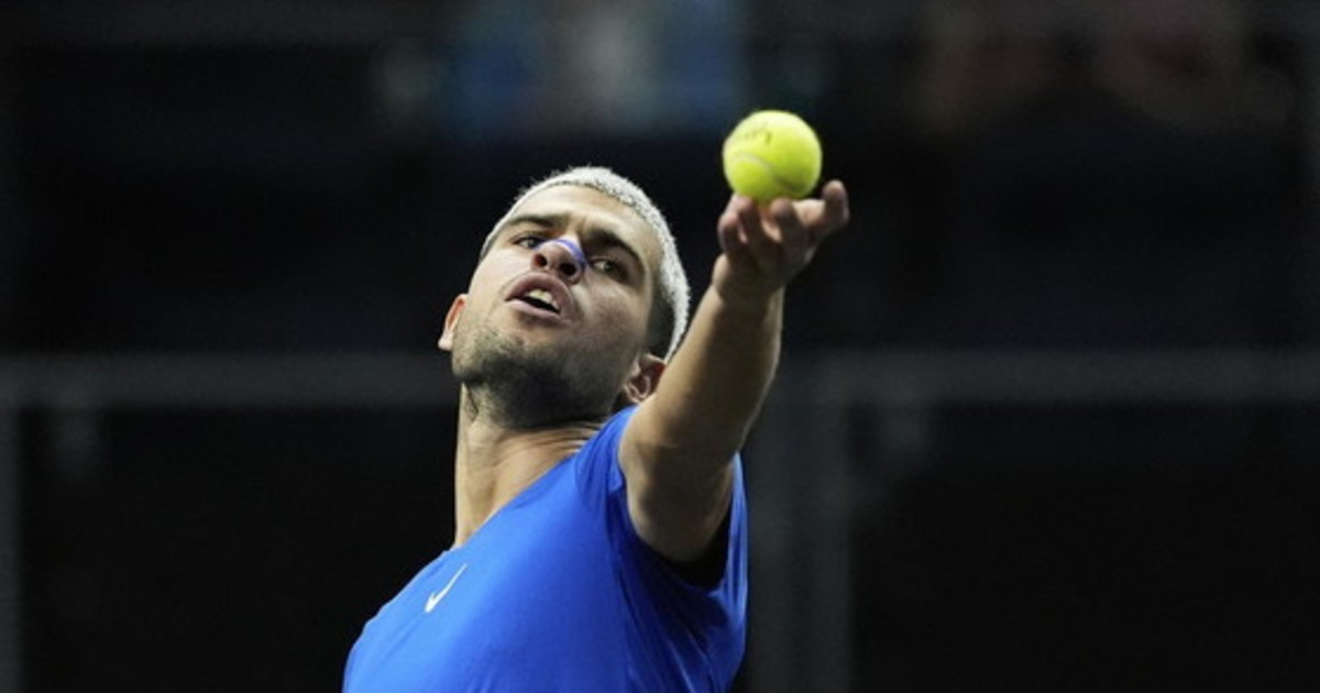 Atp Finals, Alcaraz in finale con Sinner: "Chi è il favorito" Atp Finals, Alcaraz in finale con Sinner: "Chi è il favorito"