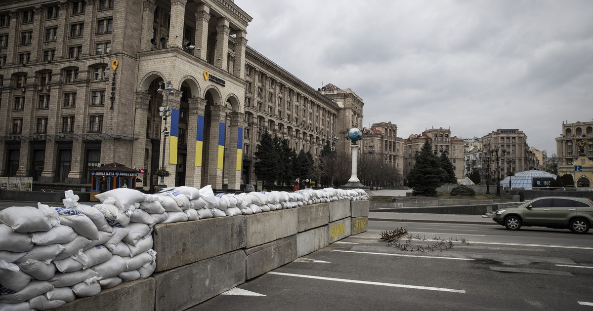 Kiev sbarra la strada ai russi e ai corrotti Kiev sbarra la strada ai russi e ai corrotti