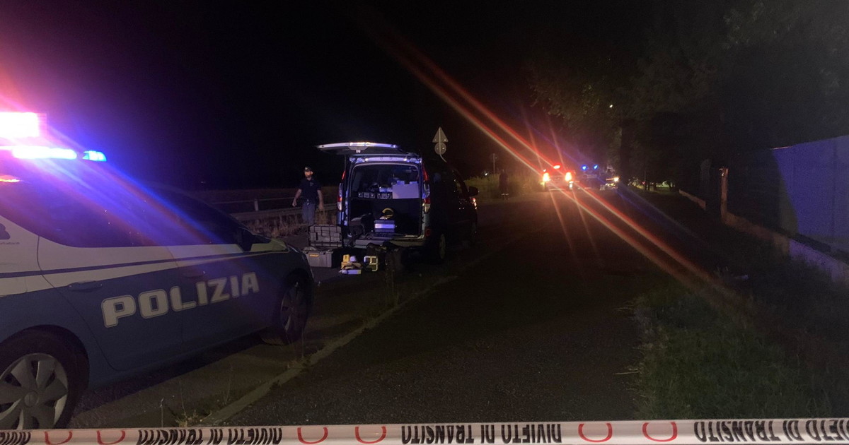 Trieste, inseguimento a folle velocità: il passeur si schianta sulla polizia Trieste, inseguimento a folle velocità: il passeur si schianta sulla polizia