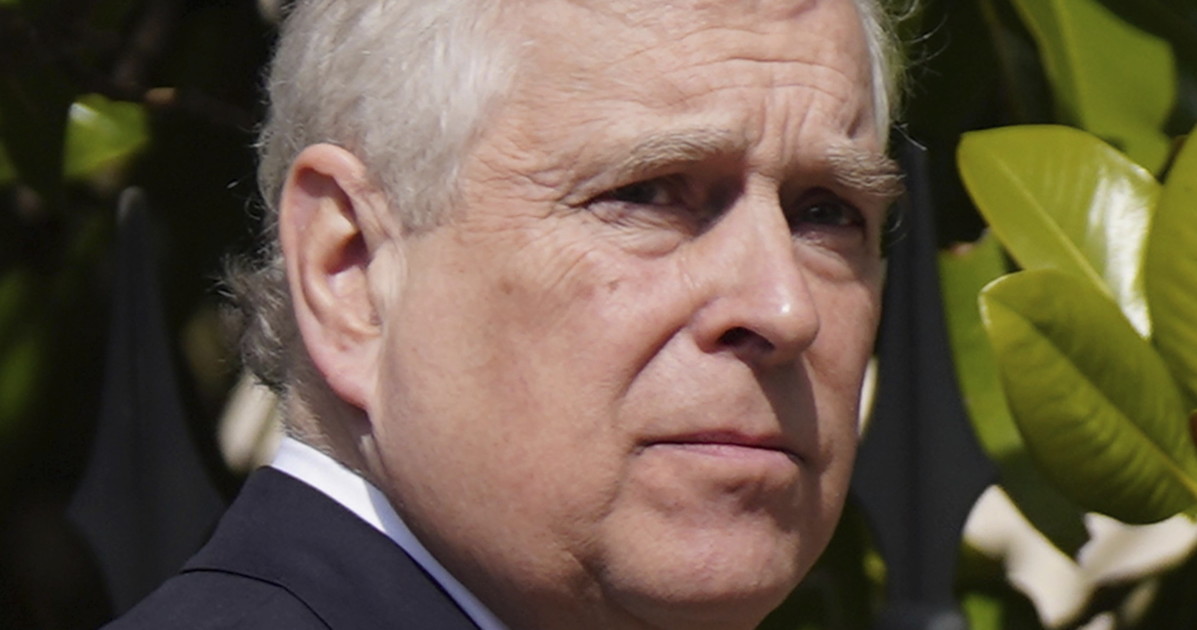 Principe Andrea, non solo i titoli reali: ecco cos Principe Andrea, non solo i titoli reali: ecco cos