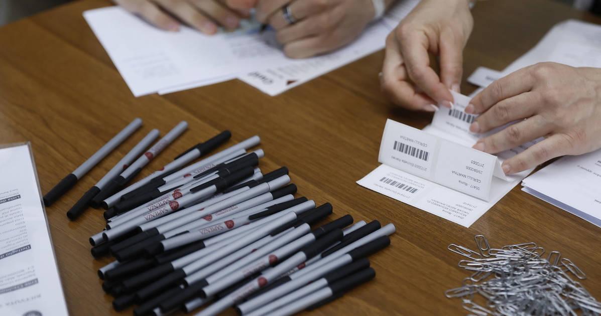 Test Medicina, spuntano le foto sul web: cosa rischiano ora gli studenti
