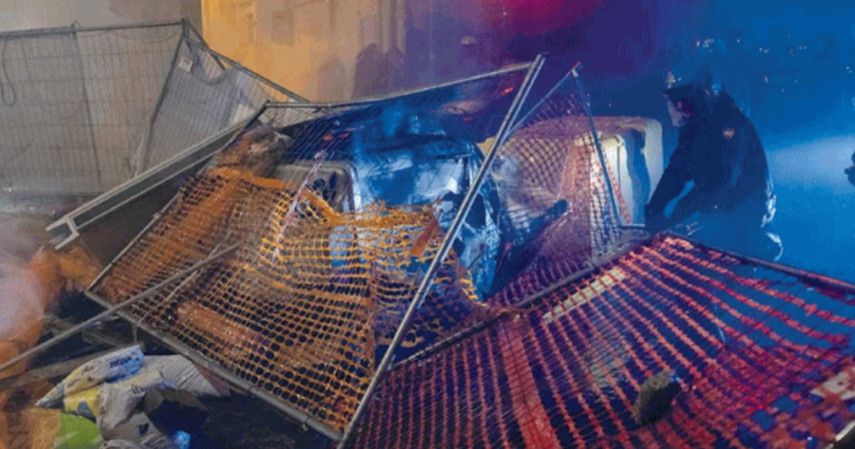 Bologna, "agguato paramilitare": centri sociali, cos