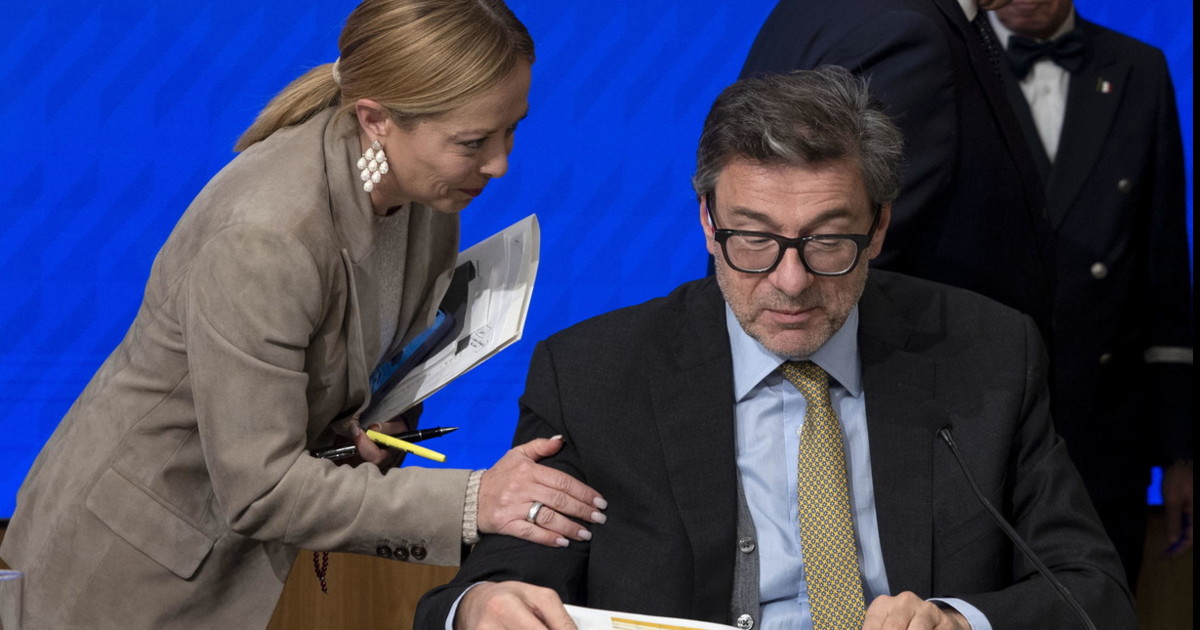 La Ue promuove la manovra del governo: fegati spappolati a sinistra