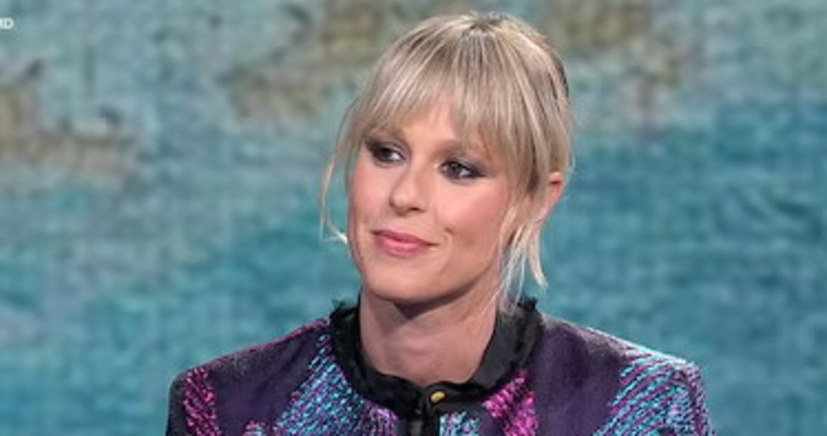 Federica Pellegrini replica a Filippo Magnini: "Mi viene da ridere"