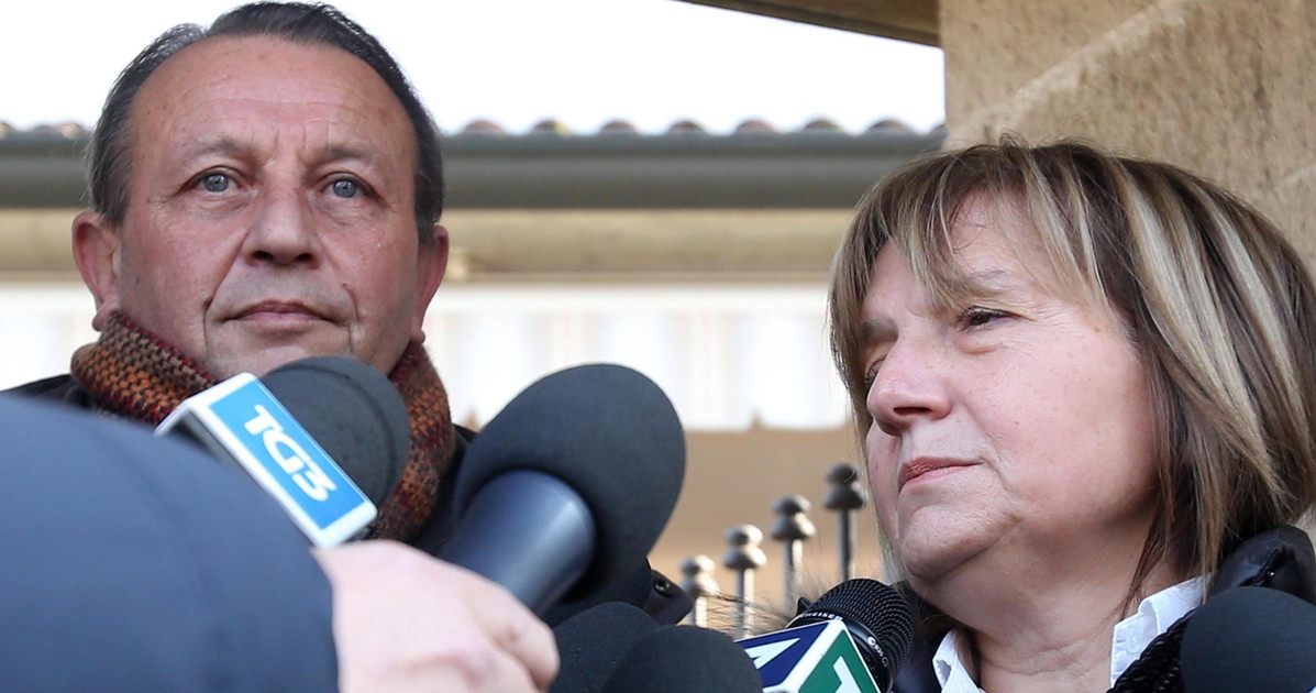 Garlasco, "dati nulli": clamoroso, la famiglia Poggi attacca i pm. Lo sfogo di Sempio Garlasco, "dati nulli": clamoroso, la famiglia Poggi attacca i pm. Lo sfogo di Sempio