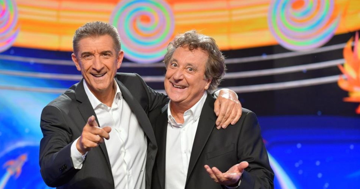 striscia la notizia torna in prima serata