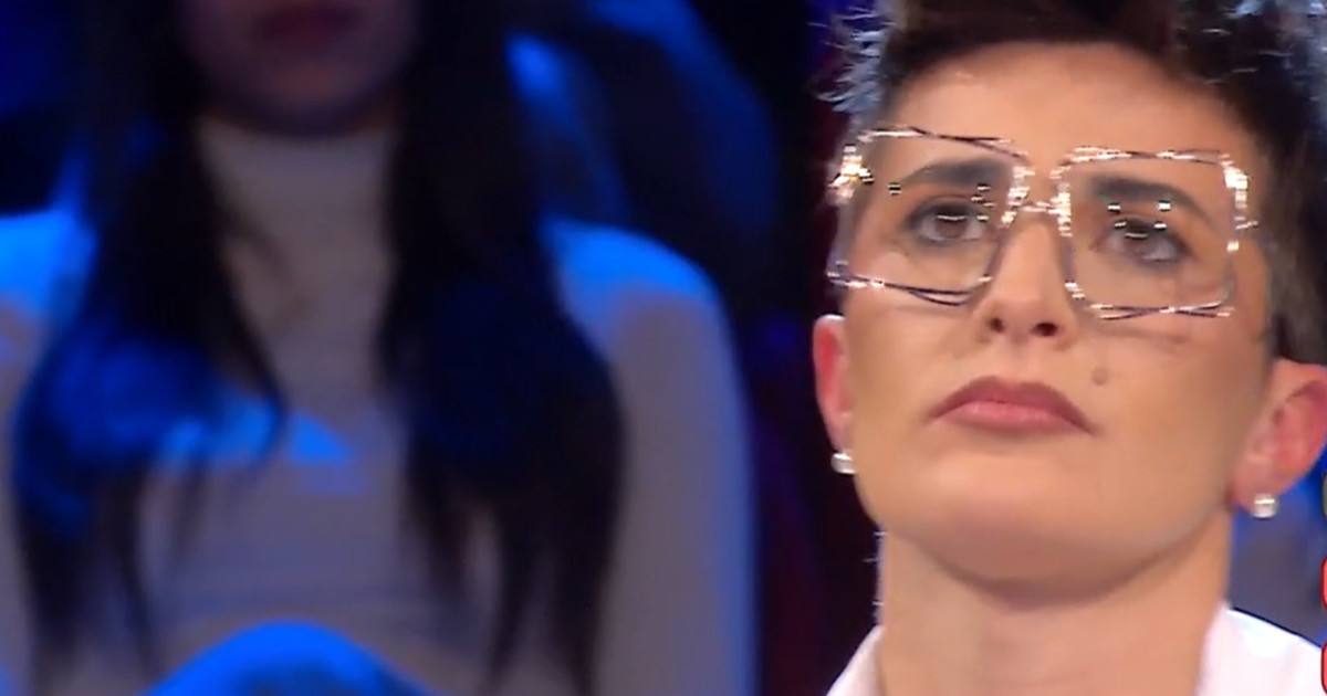 Affari Tuoi, Riccarda tradita dalla nonna: una beffa brutale