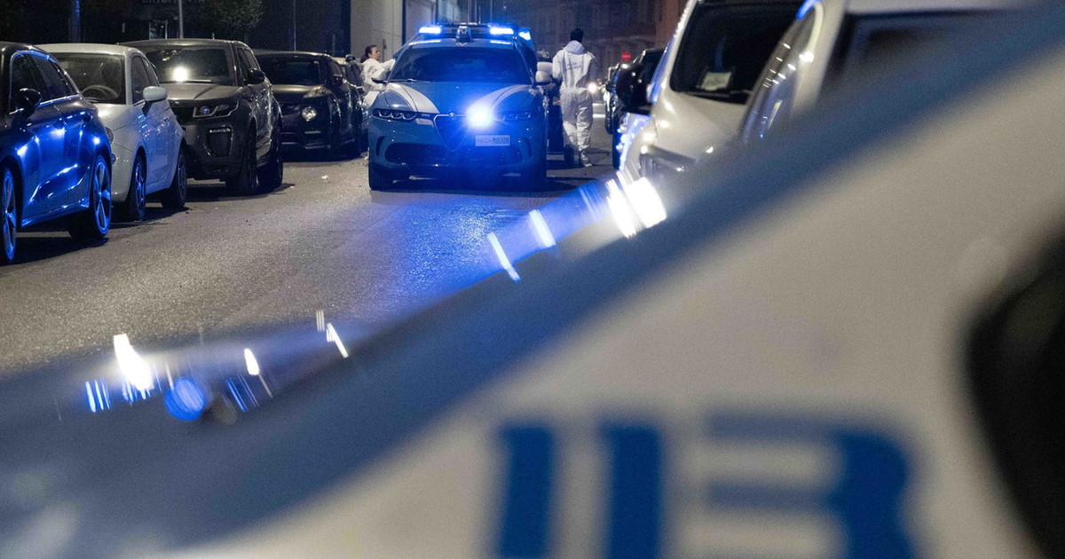 milano 24enne stuprata in strada in pieno centro l orrore che scuote la citt224 da Liberoquotidiano.it milano 24enne stuprata in strada in pieno centro l orrore che scuote la citt224