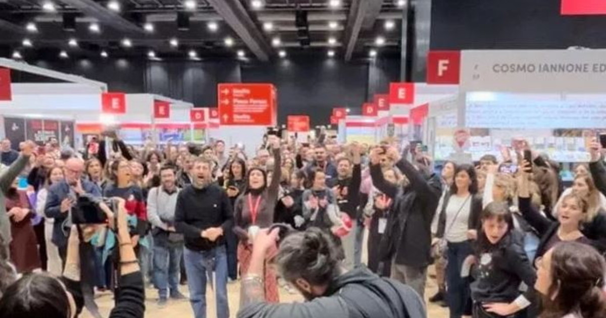 Più Libri Più Liberi, la pagliacciata rossa alla fiera a Roma