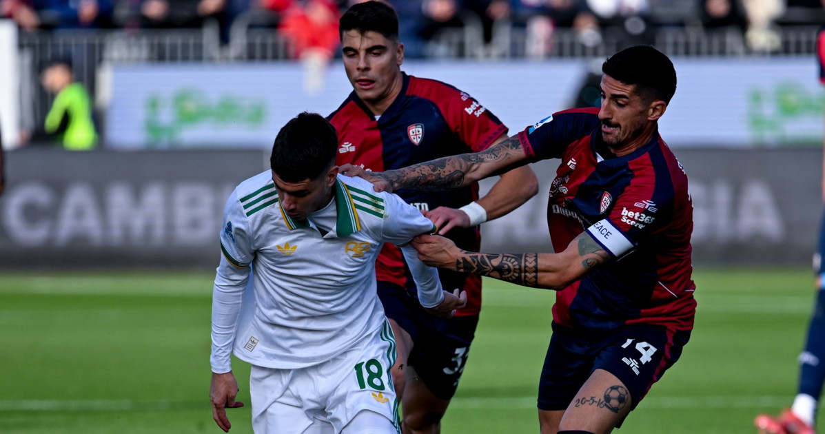 Serie A, seconda sconfitta per la Roma: cade contro il Cagliari Serie A, seconda sconfitta per la Roma: cade contro il Cagliari